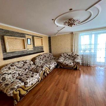 Продам 3-х кімнатну квартиру з індивідуальним опаленням.