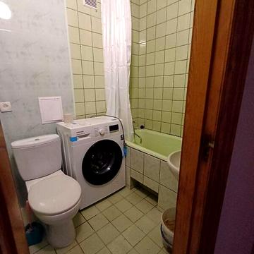 Довгострокова оренда 1к Квартира Хмельницького Богдана проспект