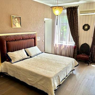 Власник / Без комісії / Квартира 80м 2 кім Київ вул. Інститутська 24/7