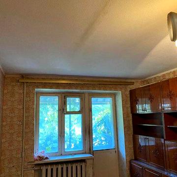 Продам двокімнатну квартиру в районі проспекта Івана Мазепи