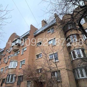 Продаж 3к квартири 67 кв. м на вул. Почайнинська 13/9
