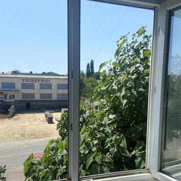Квартира 3к автономне опалення Балаклія Серпуховський4 є гараж погріб