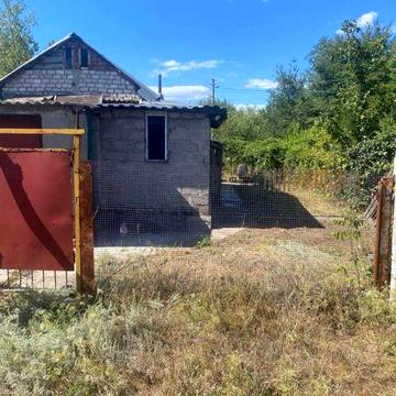 Здается дачный участок гараж земля днепрострой