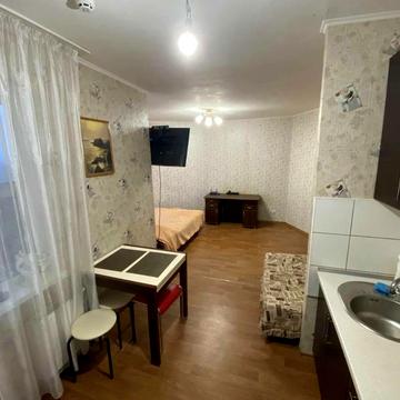 Софії Русової вул., 1