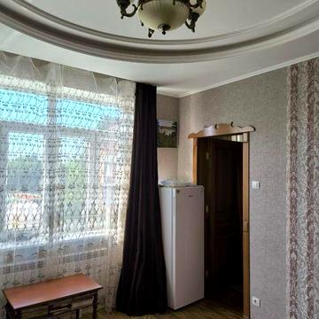 Продам 2х.кв. 2/2 S-43м2. кирпич, газ, на Лысой горе , круг Новый быт.
