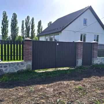 Продаж. Двоповерховий будинок. смт. Нові Санжари.