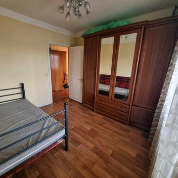 Від власника/ без комісії. Шептицького 24 метро Лівобережна