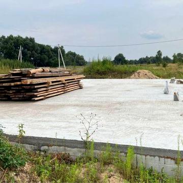 Продам участок з фундаментом розстрочку