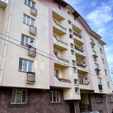 Кутова вул., 5