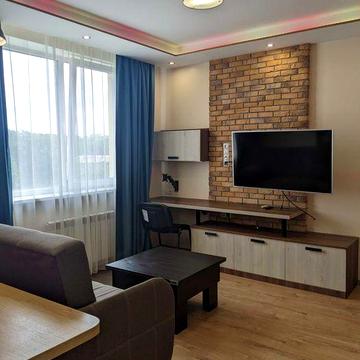 Оренда 1 кім. квартири студії. Метро Нивки. Вул. Олександрівська 1.