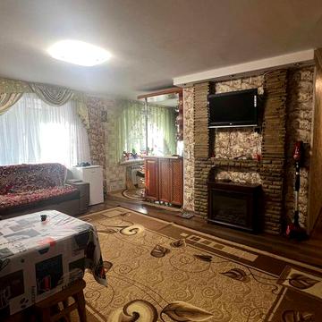 2к та власне паркомісце вул.Горлівська 220 до метро Вирлиця 600 метрів