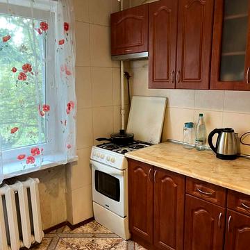 Петра Ніщинського вул., 12 к1