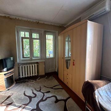 Срочно продам 1 комнатную квартиру !