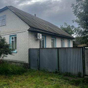 Продаж 1/2 будинка