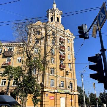 Продается 2 к кв 4/5 эт дома (к -тр Родина) ул Г Тарасенко