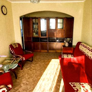 Луї Пастера вул., 322