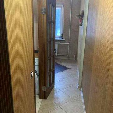 Метро Салтовская 3/5 продам 1к.квартиру