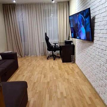 Продам 2-комнатную квартиру на Гимназической Набережной