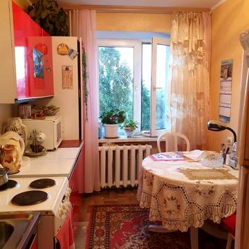 Небесної Сотні просп. (Маршала Жукова), 10-Д