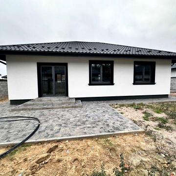 Продам затишний будинок у лісовій частині!