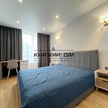 Дніпровська набережна вул., 17В