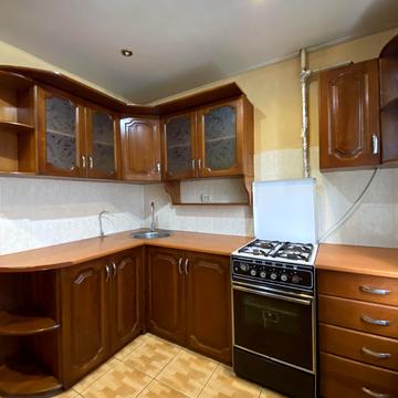 Соломянська вул. (Толстого), 25