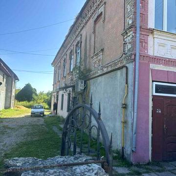 Квартира з хорошим розташуванням у Здолбунові