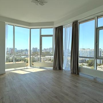 Італійський бульв., 1В