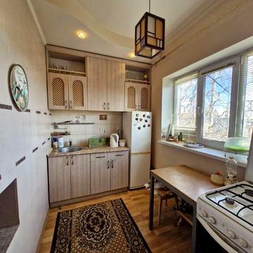 Продам чудовий будинок в районі Перлявки