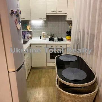 Мрії вул. (Академіка Туполєва), 22-Б