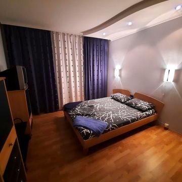 Продається 3х кімнатна квартира. Центр, біля ТРЦ Любаваа