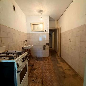 Гната Хоткевича вул., 46/3