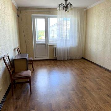Продаж 4-х кімнатна по вулиці Прилуцька