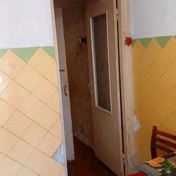 Здається 2-х кімнатна квартира в районі 17 кварталу (голубятня)