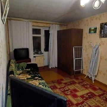 Автовокзал. 1к. квартира на 3-му поверсі.