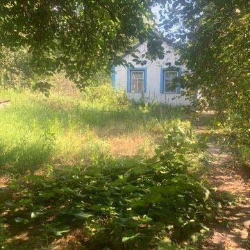 Продаж будинку та земельних ділянок