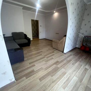 Євро 2к квартира поруч з парком в розвиненому районі. Газ. Оф.2%