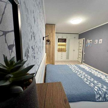 Євротрикімнатна квартира з ремонтом  в ЖК Синергія ЖК Синергія