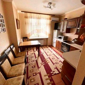 2 кімнатна Київ Пчілки 2 з ремонтом Дарницький Позняки