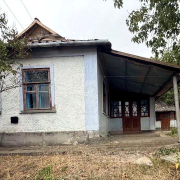 Будинок, Дача в селі Коси