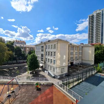 Бульварно-Кудрявська вул. (Воровського), 17-Б