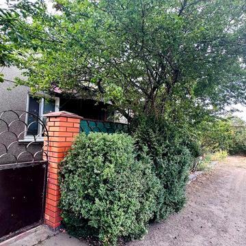 Будинок Весела дача карачуни