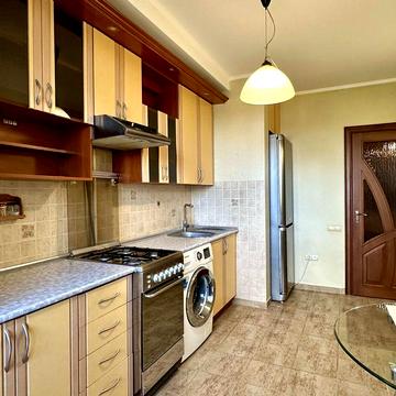Здам в оренду 3кімнатну квартиру вул. Буковинська