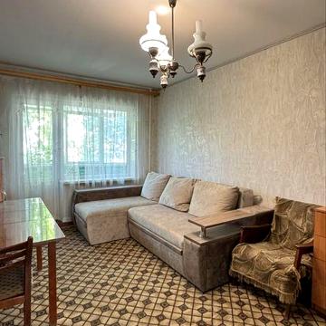 Продаж просторої світло 3к кв на Кузнєцова (Корищенко)