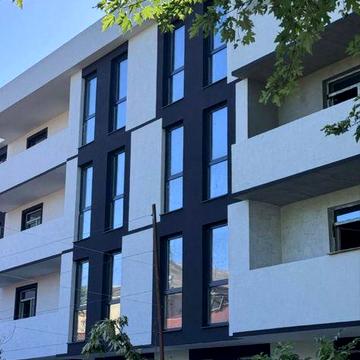 Продається чорнова однокімнатна квартира. Вул. Тихого.