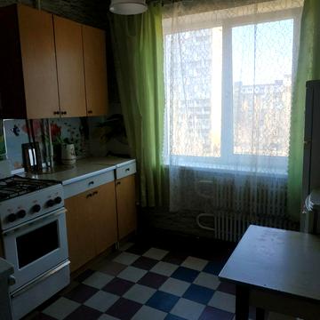Героїв просп., 25