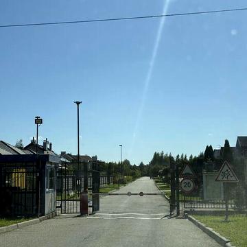 Продаж 6к Дім Молодіжна вулиця