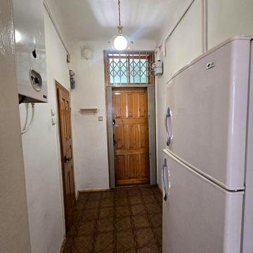 Продається 2-кімнатна квартира, вул. Лукяна Кобилиці, центр,