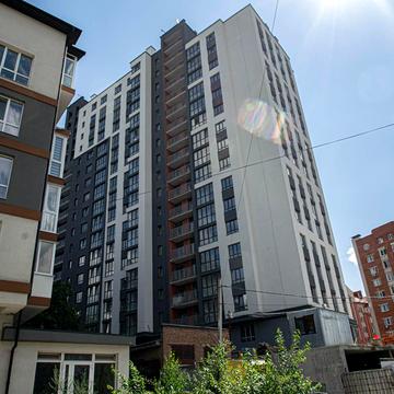 Полковника Нечая вул., 25