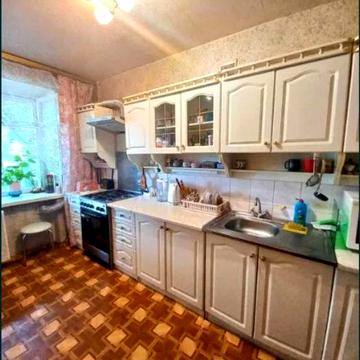 4 кімн. квартири вул. Вереснева, 26/28 Дарницький район.